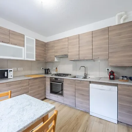 Arena Comfort - Free Parking Apartment *
